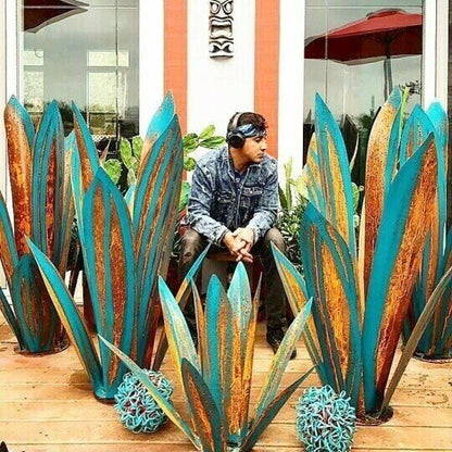 🎄Waterproof Solar Garden Agave Lamp