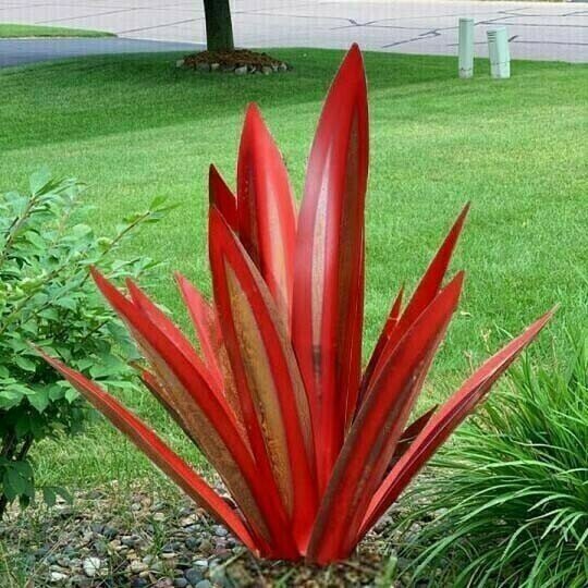 🎄Waterproof Solar Garden Agave Lamp