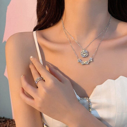 ☘Four-Leaf Heart Shape Necklace