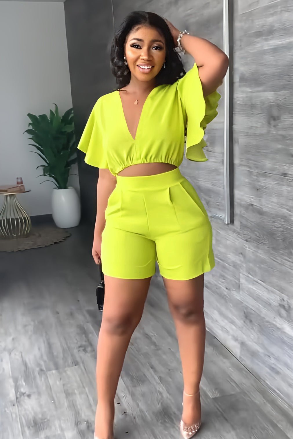 V Neck Ruffled Casual Two Piece Shorts Set